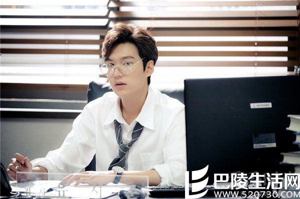 李敏镐在最新电视剧中变身检察官