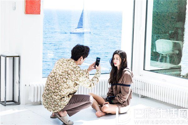 李敏镐在最新电视剧中捆绑全智贤