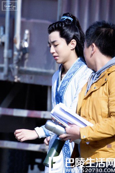 王俊凯古装造型被拍