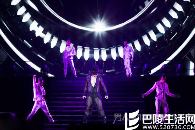 许志安演唱会现场照 许志安演唱会现场照