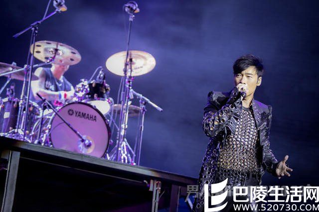 许志安透视装 许志安透视装