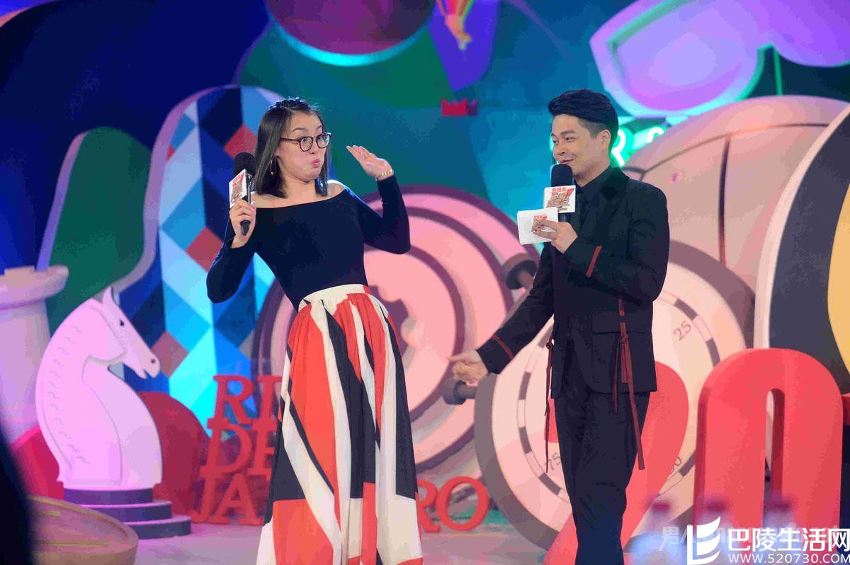 傅园慧穿高跟走路是什么样的 傅园慧穿高跟走路是什么样的