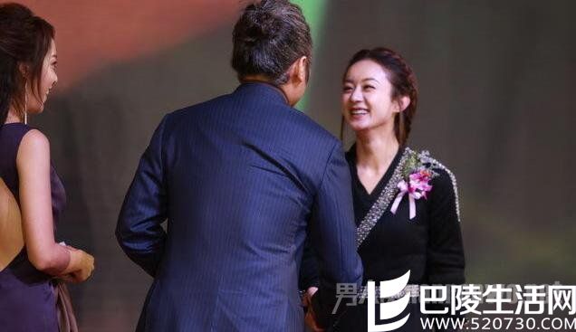 赵丽颖笑容萌萌哒 赵丽颖笑容萌萌哒