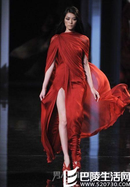 刘雯登秀场 刘雯登秀场