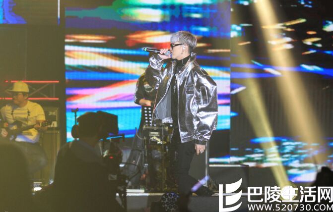 2016吴亦凡26岁生日会完整版视频 曝吴亦凡生日直播门票赚3亿