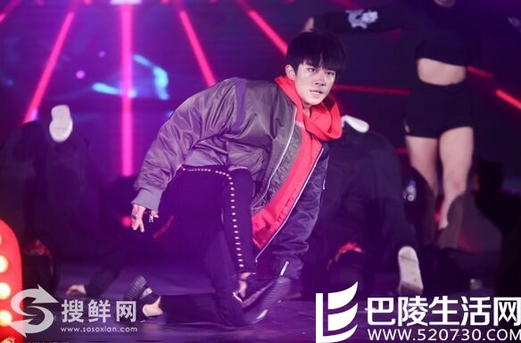 2016易烊千玺16岁生日会完整版视频 易烊千玺归来生日会直播地址