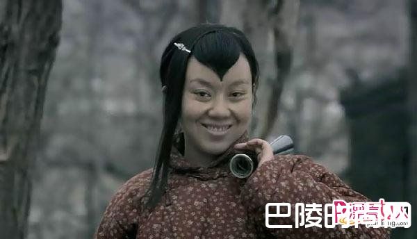  从闫妮形象的转变！我好像发现了娱乐圈中的秘密