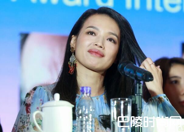 舒淇当评委照片