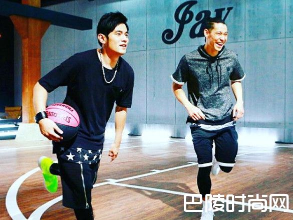 周杰伦林书豪照片