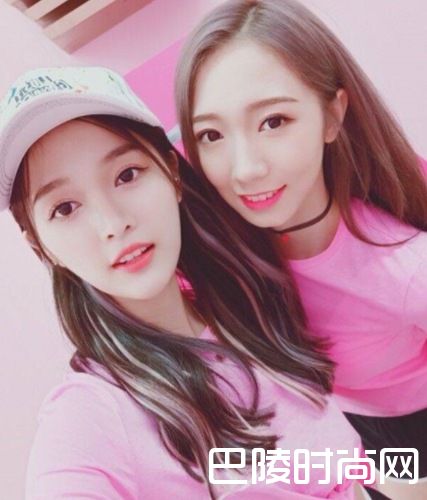 吴宣仪孟美岐自拍